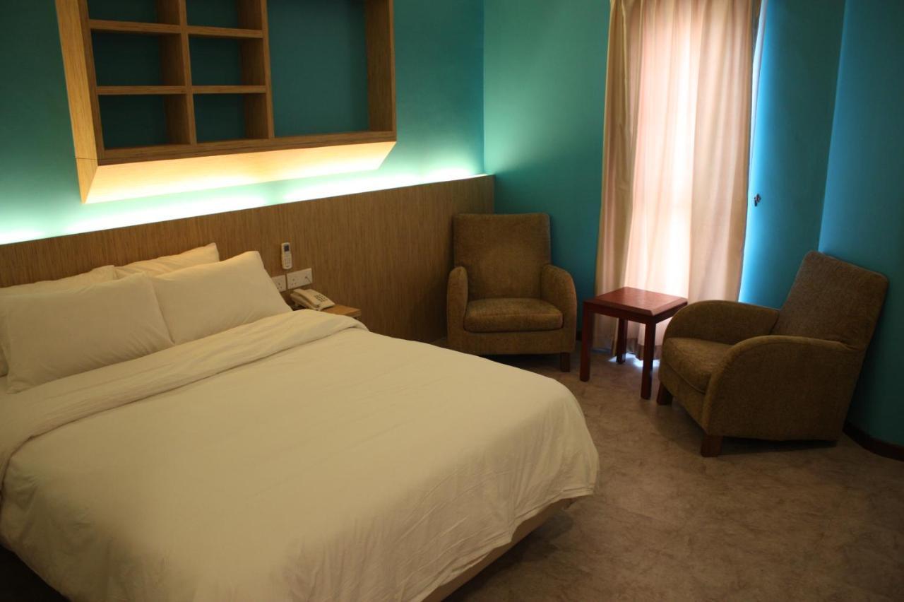 Rs Boutique Hotel Kluang Exterior foto